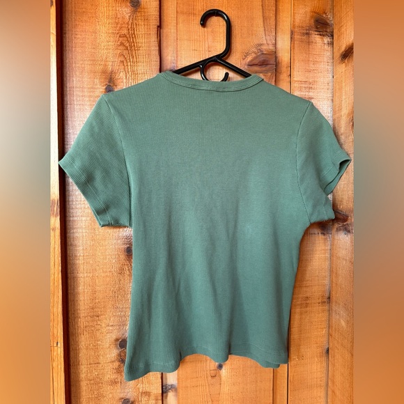 Big Bus Press V-neck Baby Doll Short Sleeve Top - Picture 2 of 6